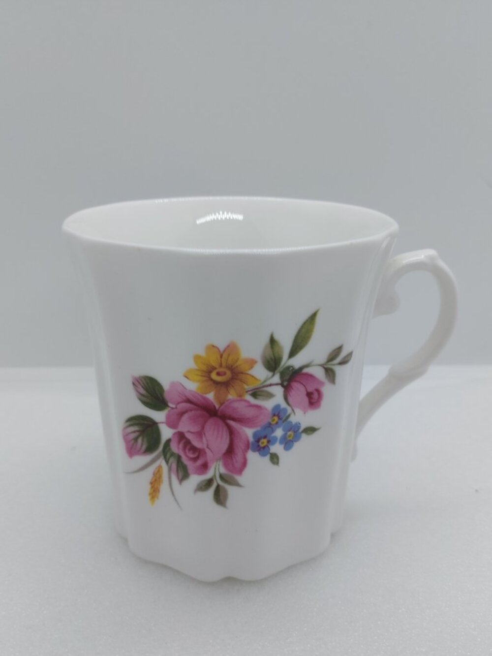 Royal Grafton Fine Bone China Coffee Cup England